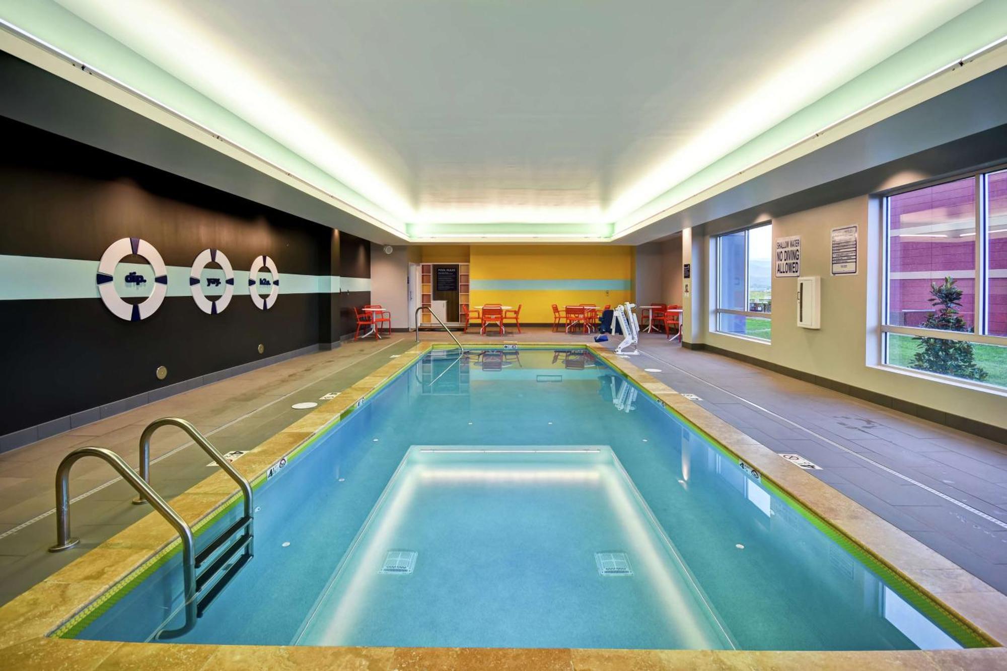 Tru By Hilton Pigeon Forge Hotell Exteriör bild