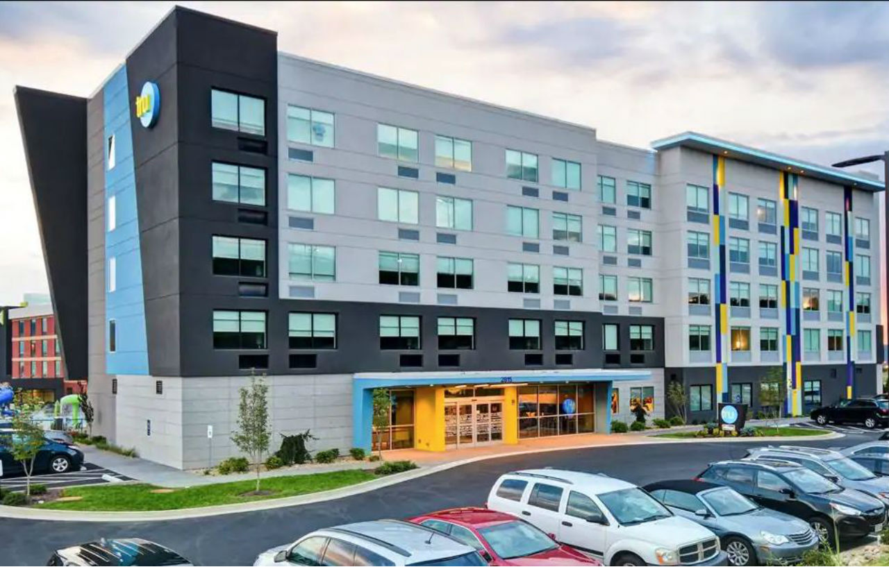 Tru By Hilton Pigeon Forge Hotell Exteriör bild